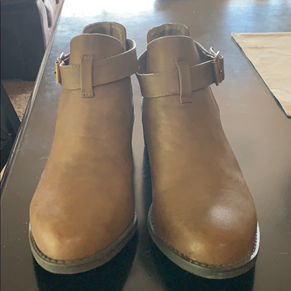 [NWOT] Vybe Women’s ‘Dolly’ Faux Leather Boots